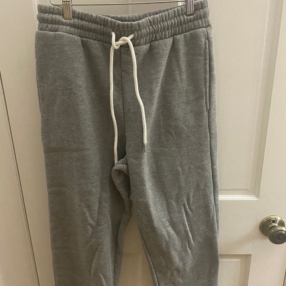 Sweatpants with drawstring